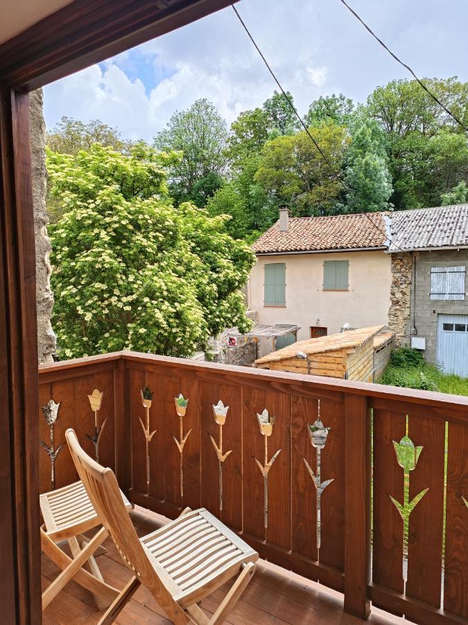 L'Oustal Des Amis Villa Belcaire Exterior photo